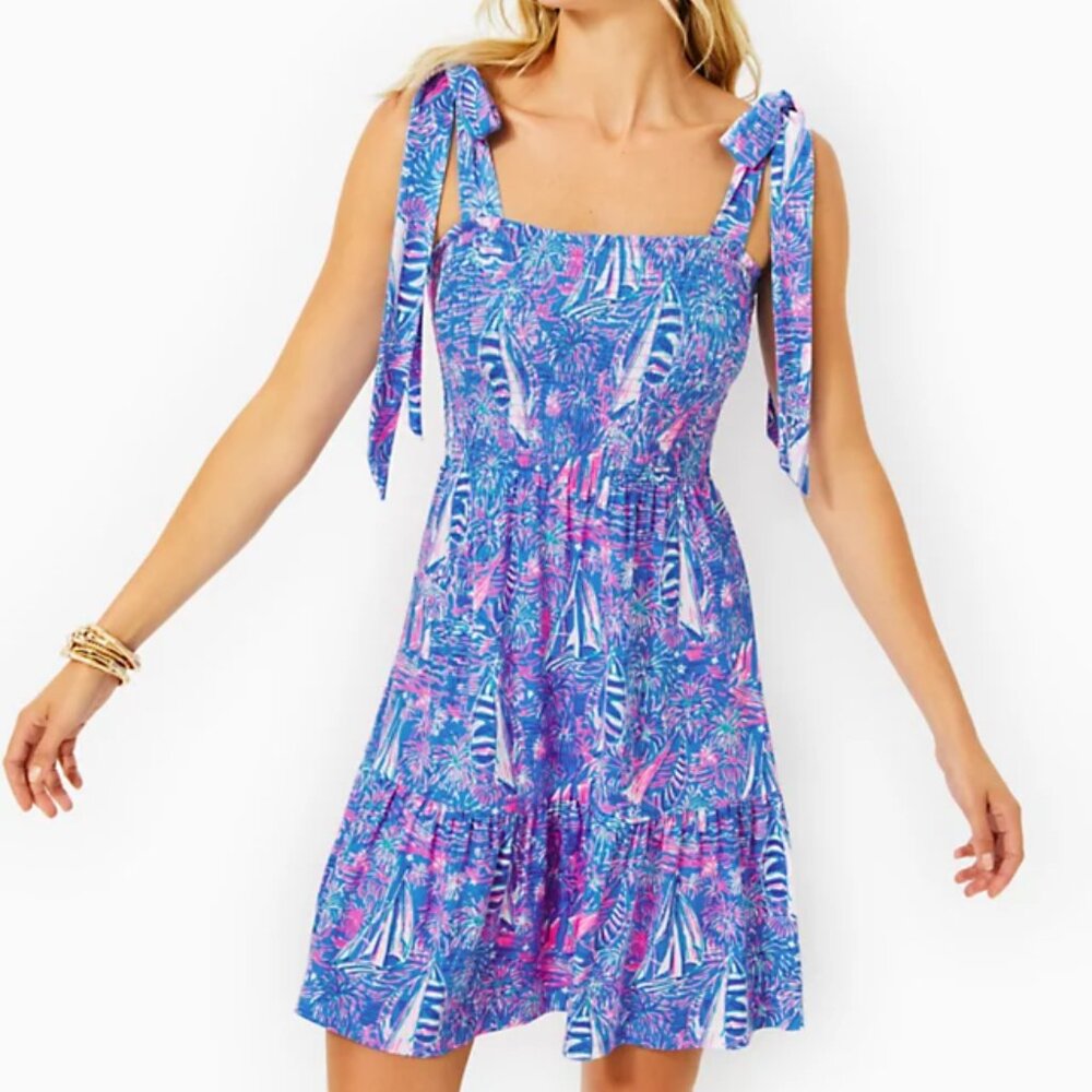 NWT Lilly Pulitzer Kailua Smocked Dress
